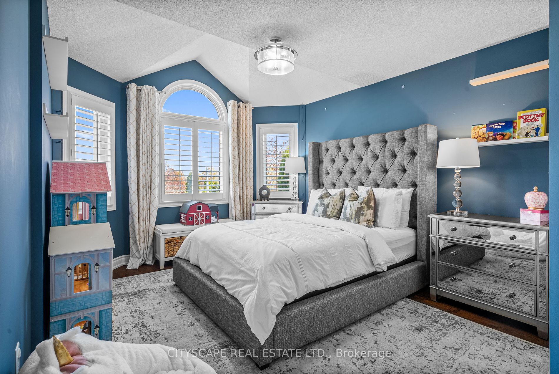 46 Gollop Cres