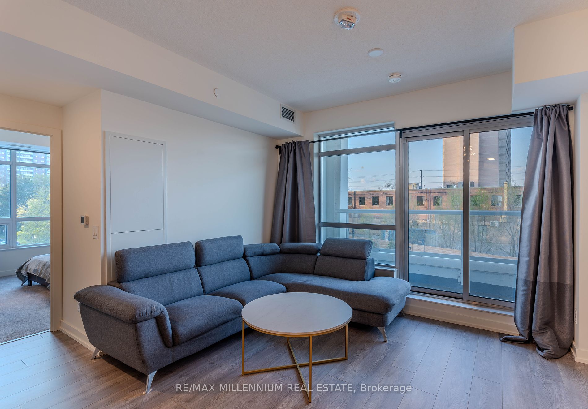 10 Wilby Crescent, #216