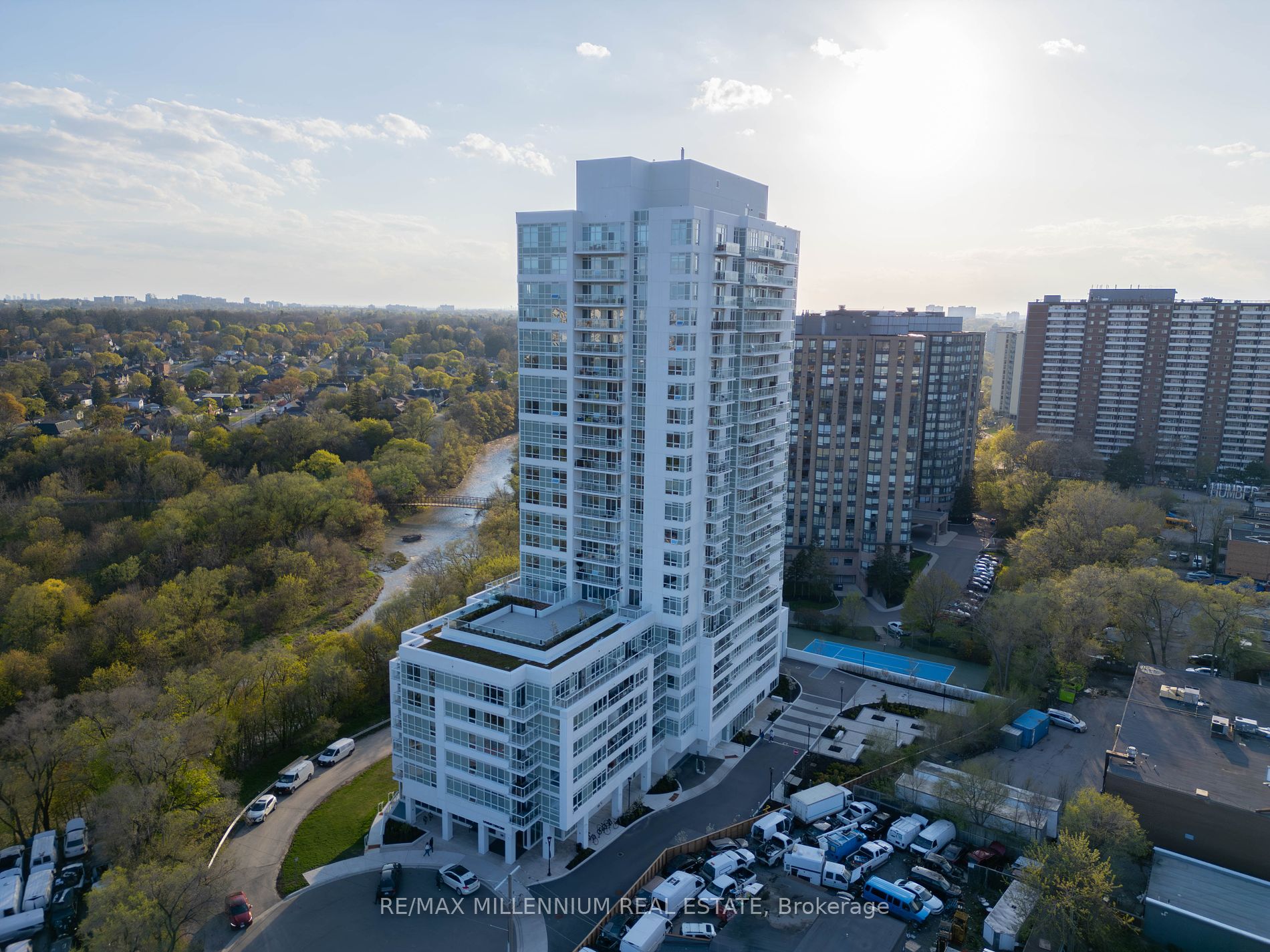 10 Wilby Crescent, #216