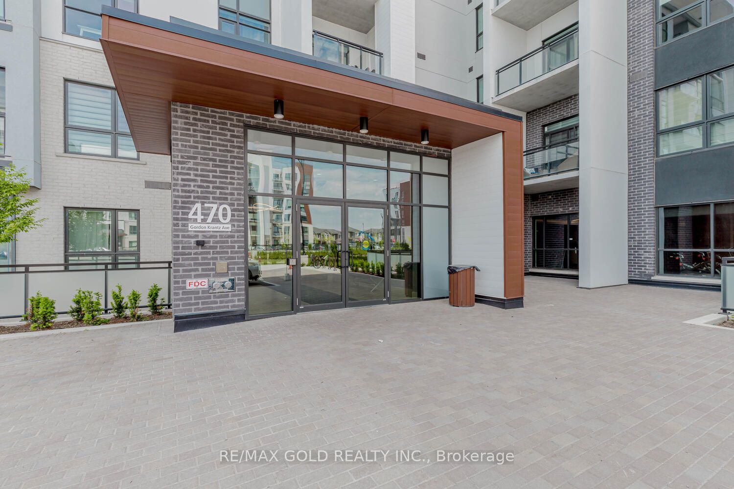 470 Gordon Krantz Avenue #112