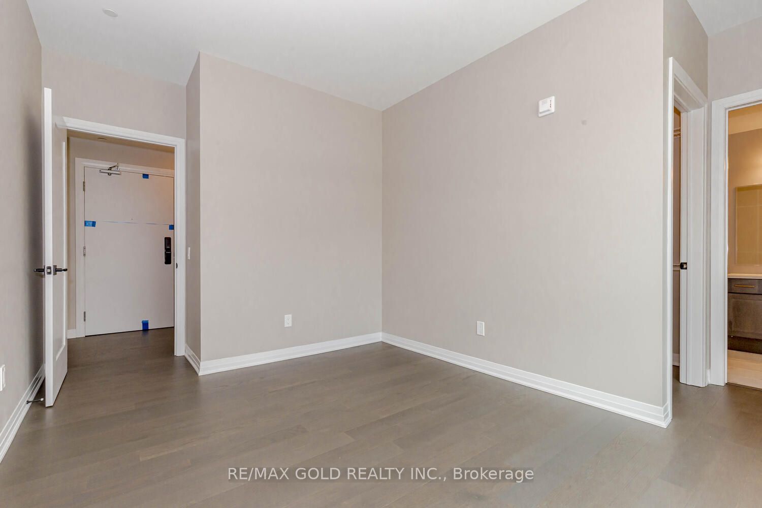 470 Gordon Krantz Avenue #112