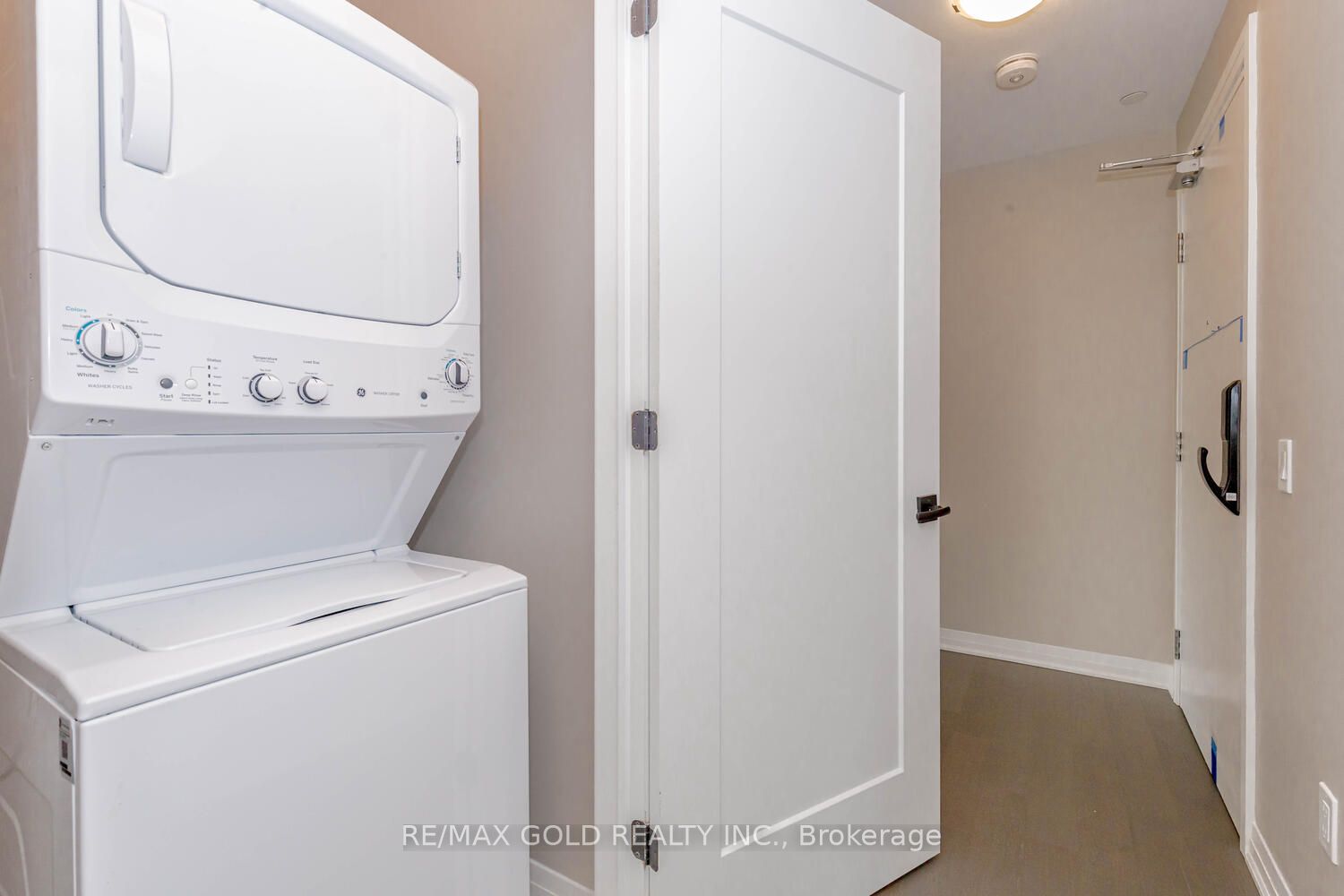 470 Gordon Krantz Avenue #112