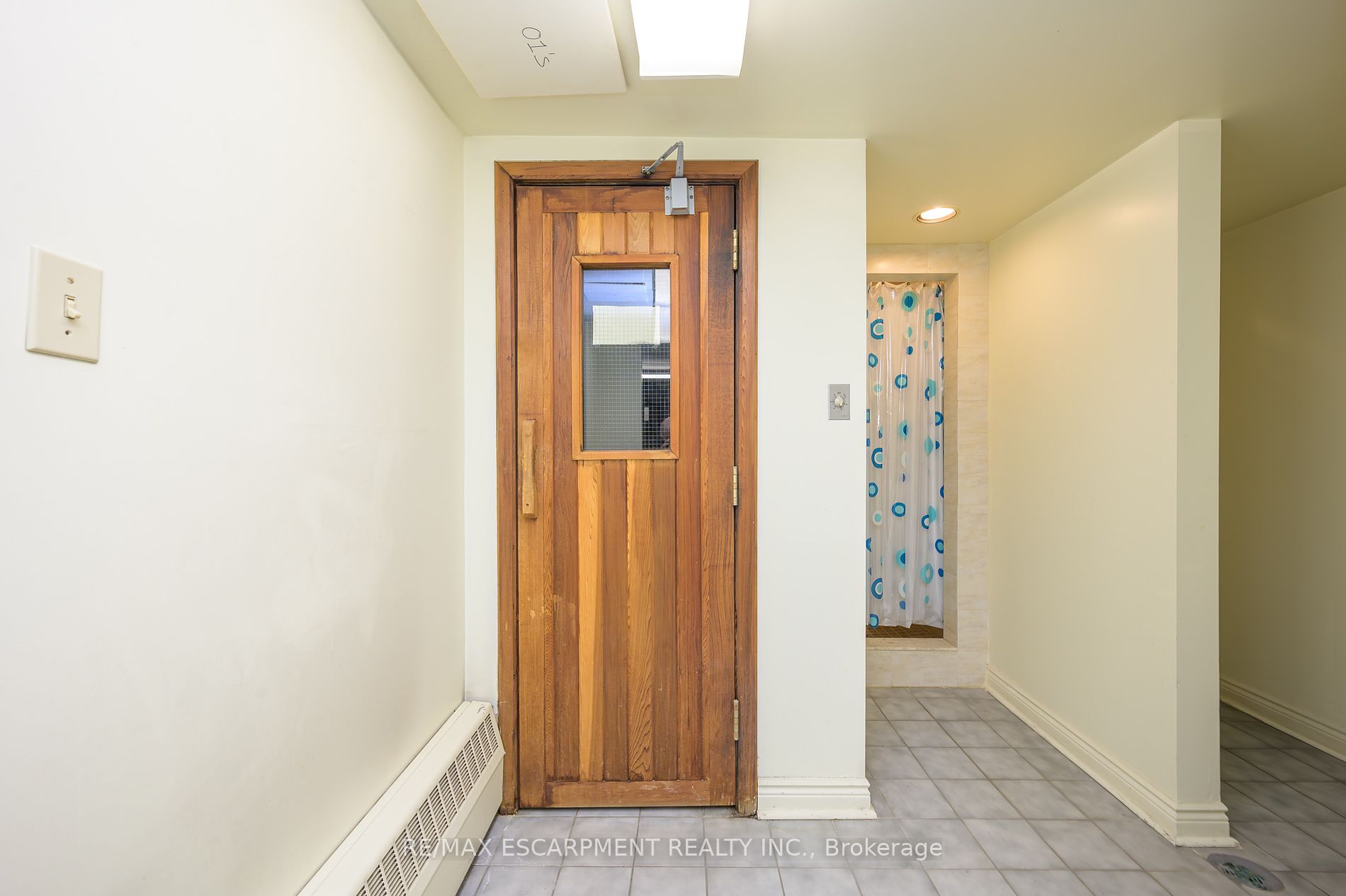 1237 North Shore Blvd E, #301