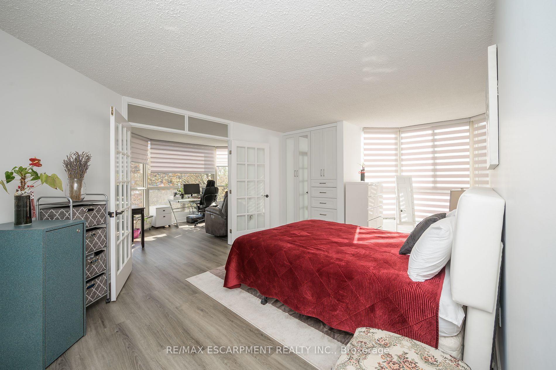 1237 North Shore Blvd E, #301