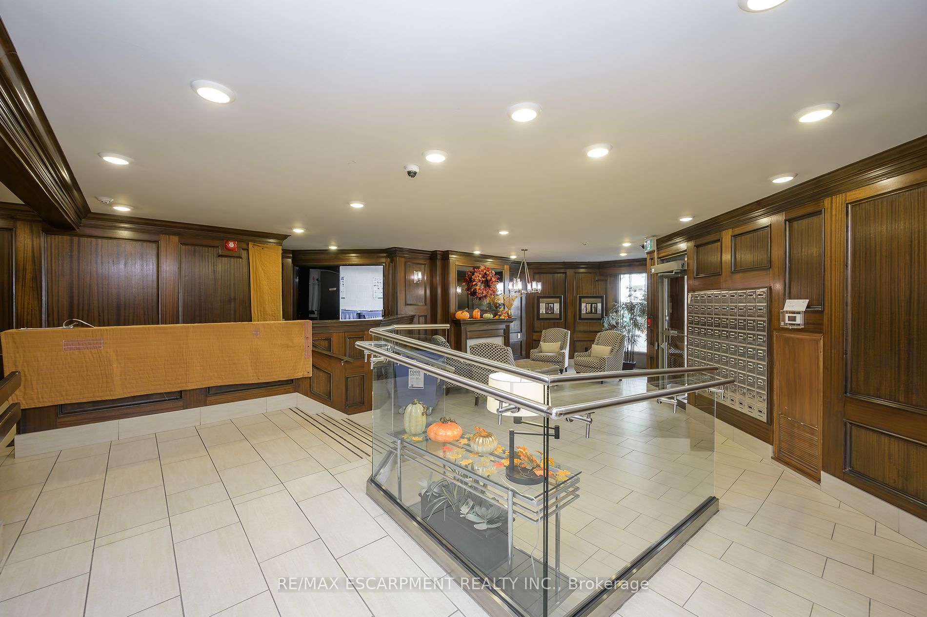 1237 North Shore Blvd E, #301