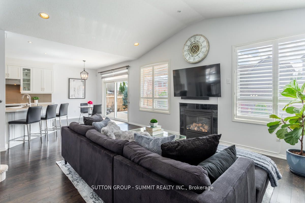 852 TRUDEAU Drive
