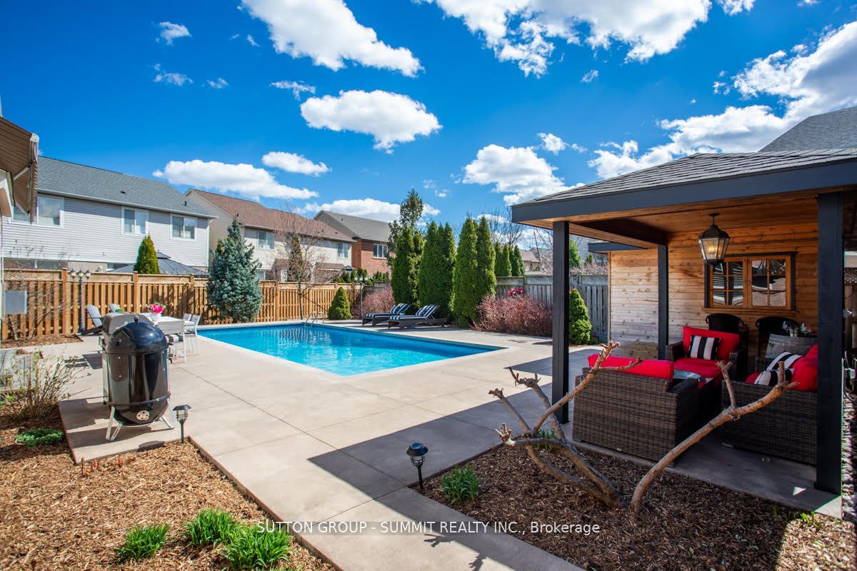 852 TRUDEAU Drive