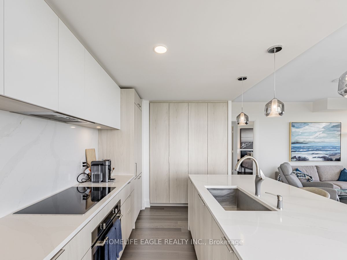 65 Annie Craig Dr, #709