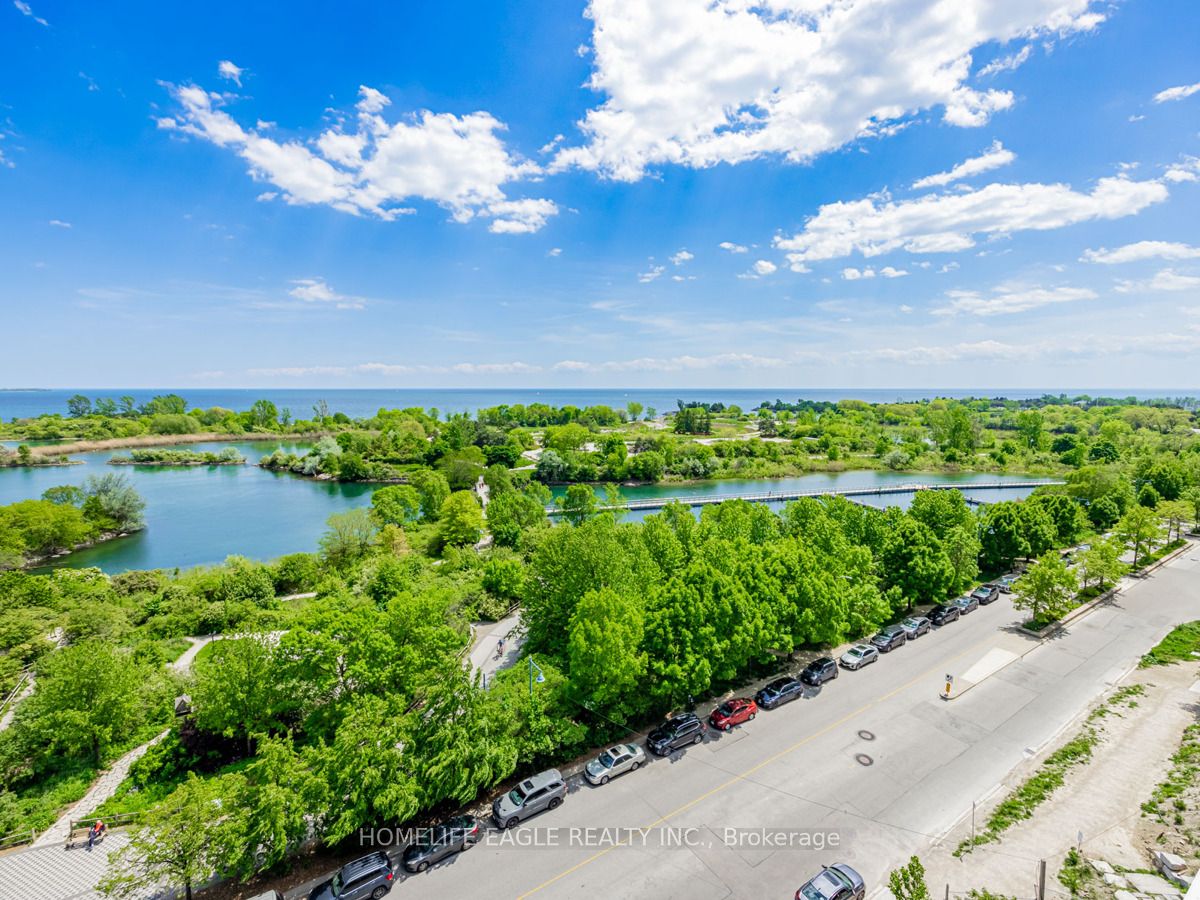 65 Annie Craig Dr, #709