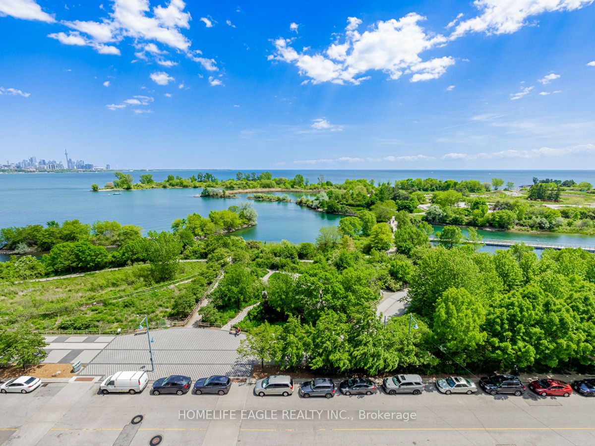 65 Annie Craig Dr, #709