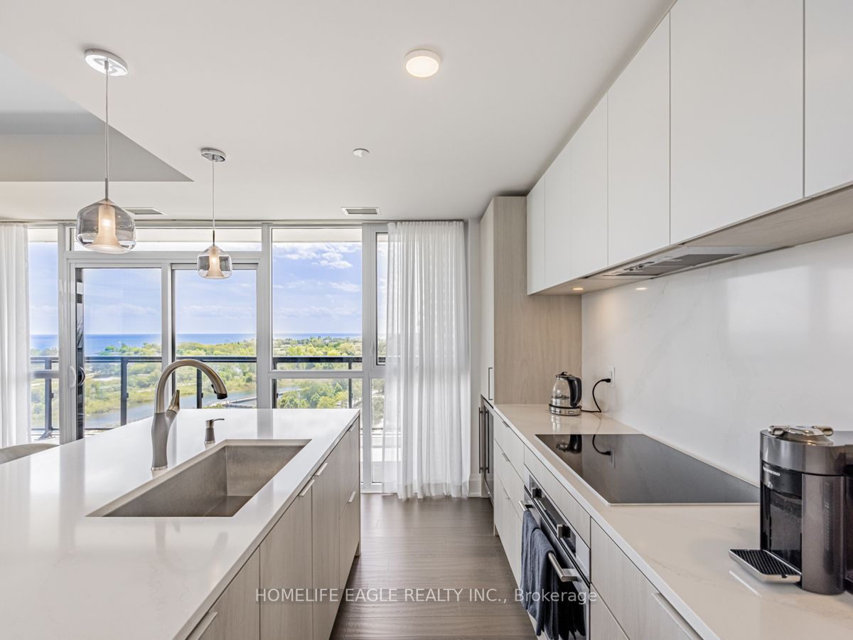65 Annie Craig Dr, #709