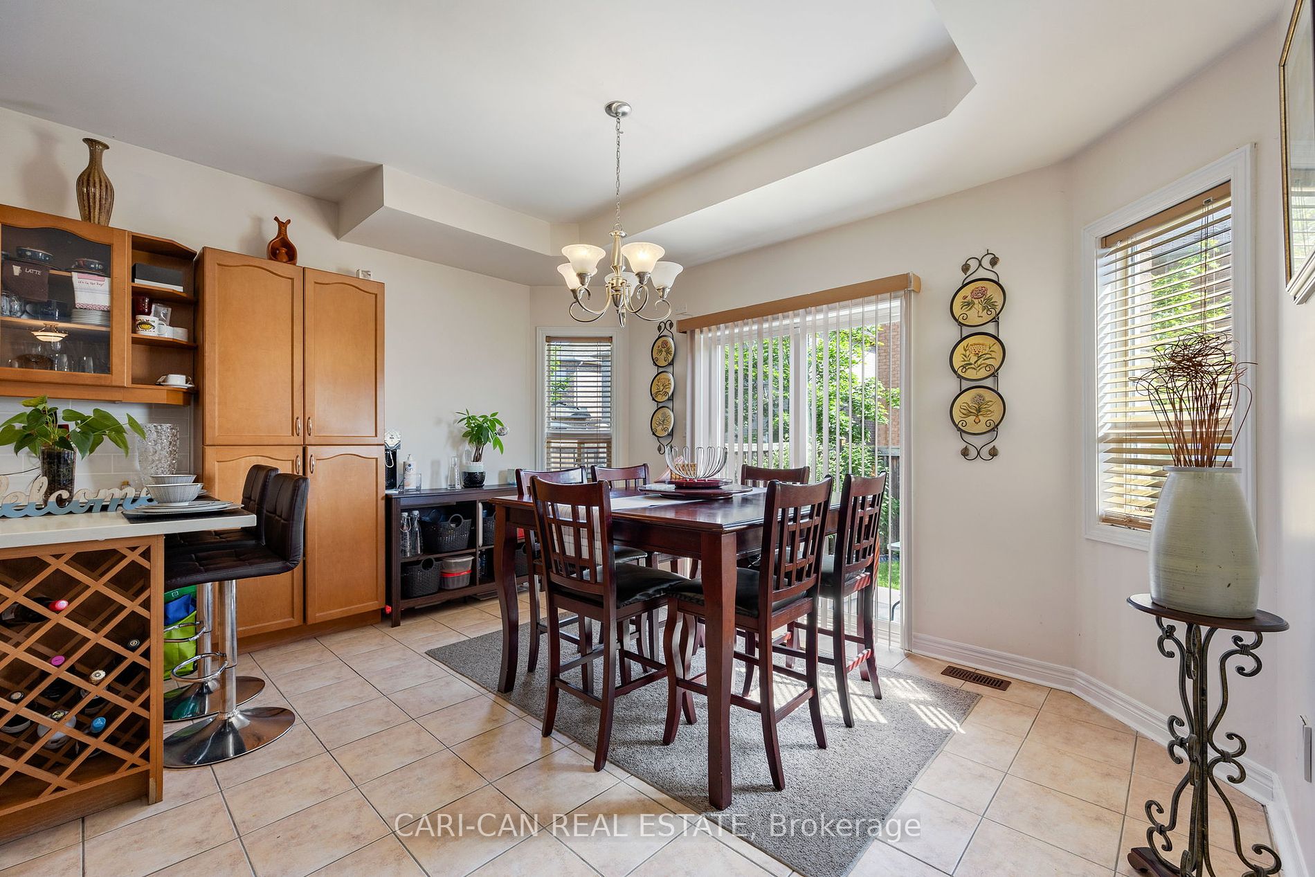 10 Sir Jacobs Crescent
