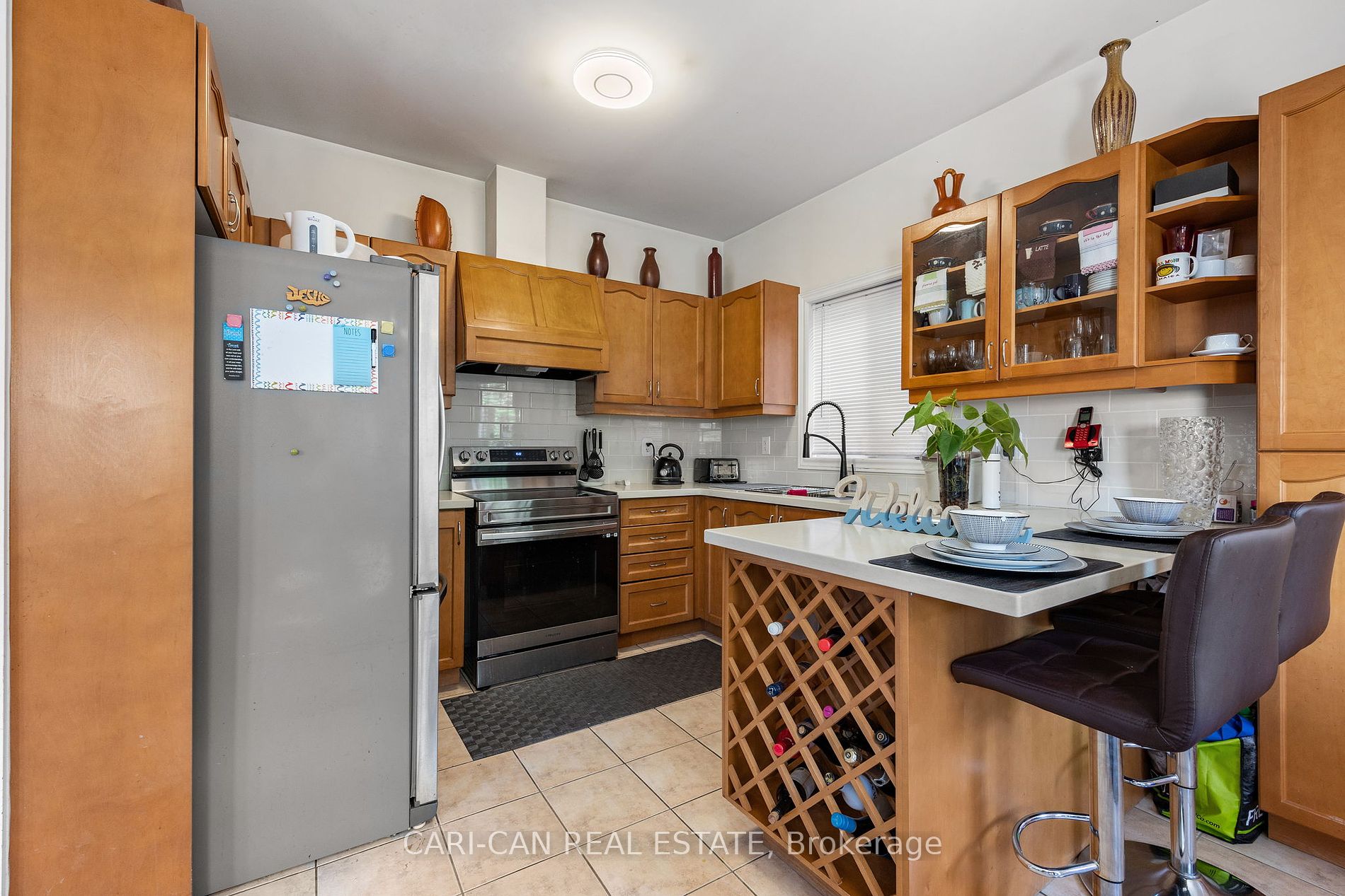 10 Sir Jacobs Crescent