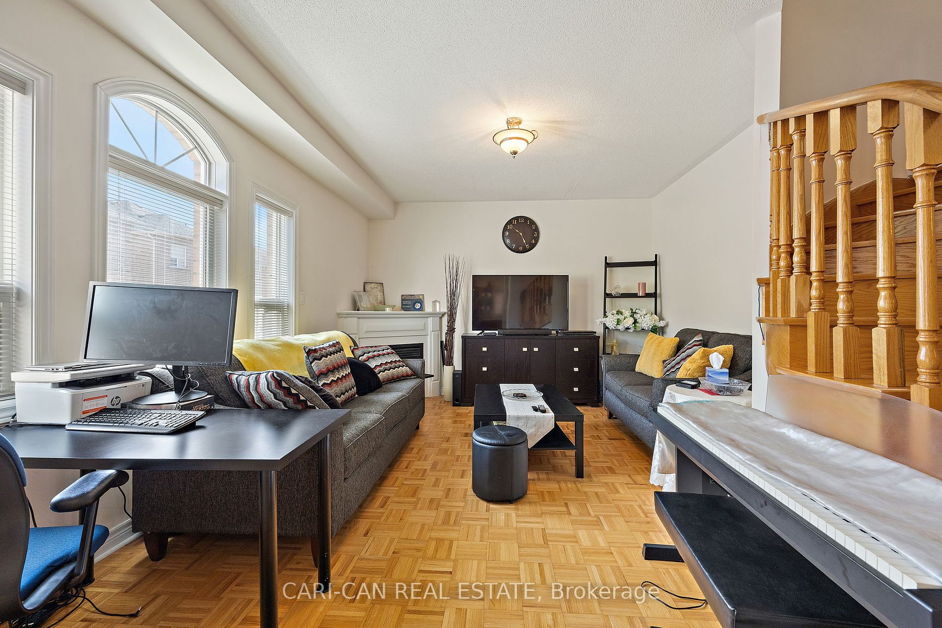 10 Sir Jacobs Crescent