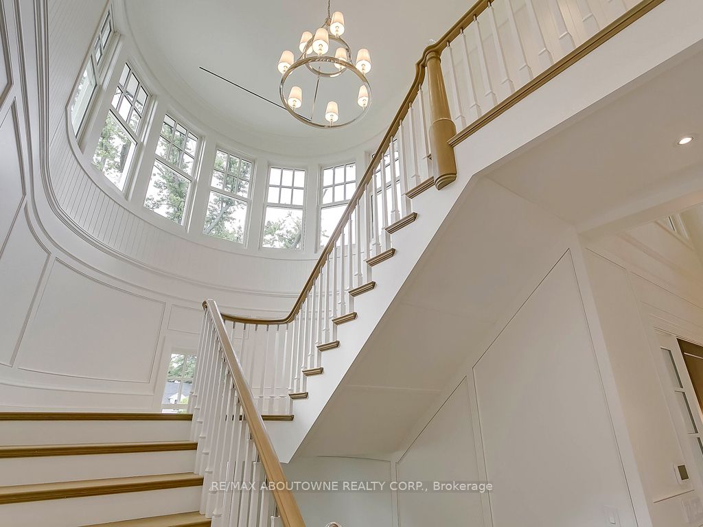 27 Park Ave