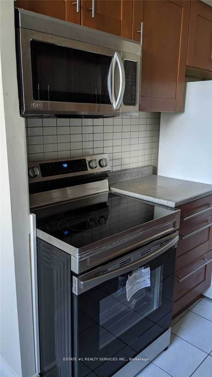 1625 Bloor St E, #515