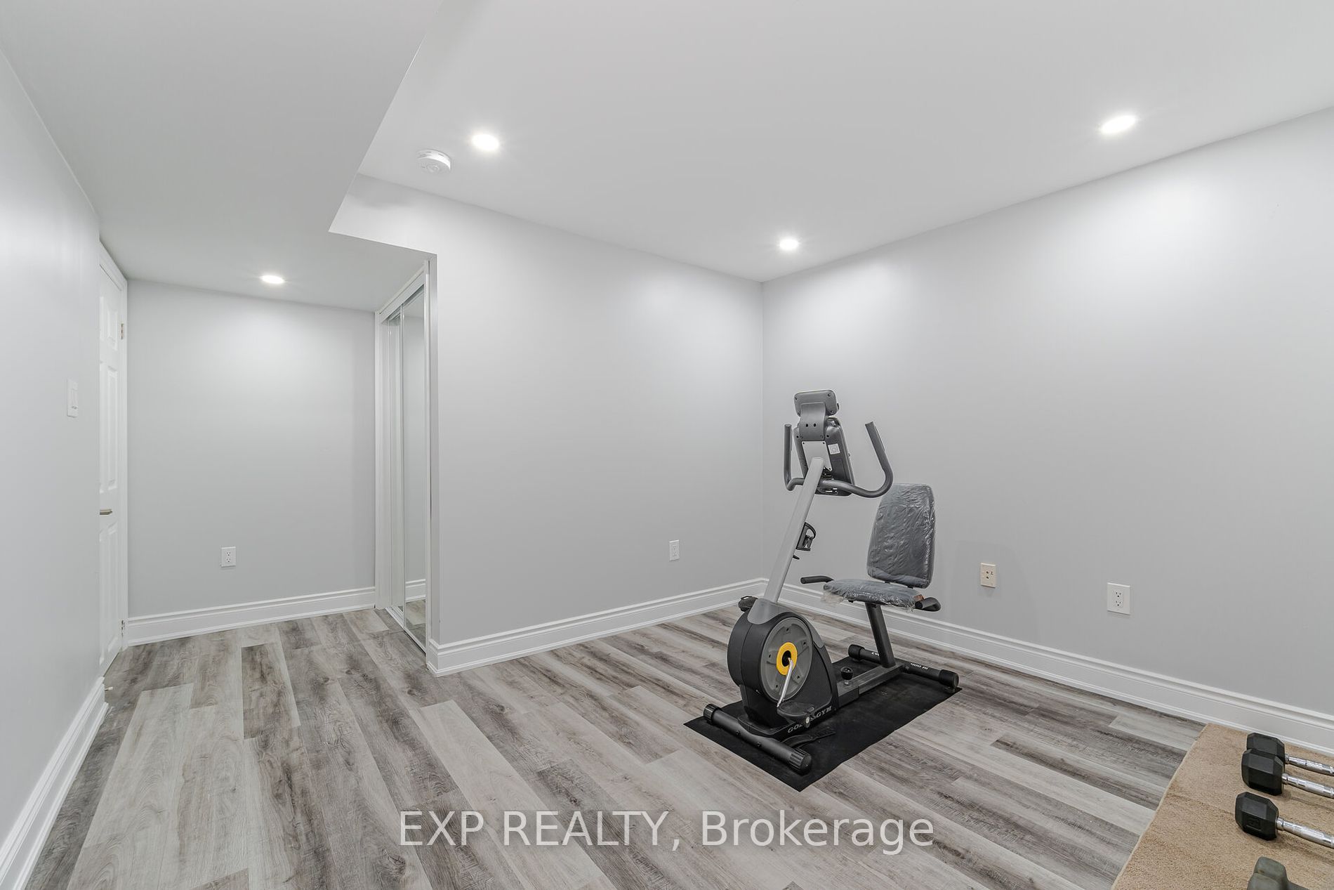 1190 Mceachern Court