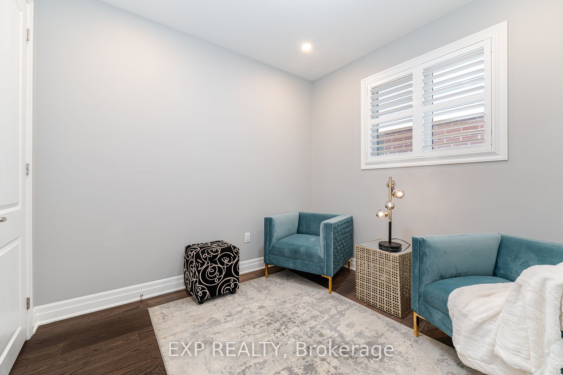 1190 Mceachern Court