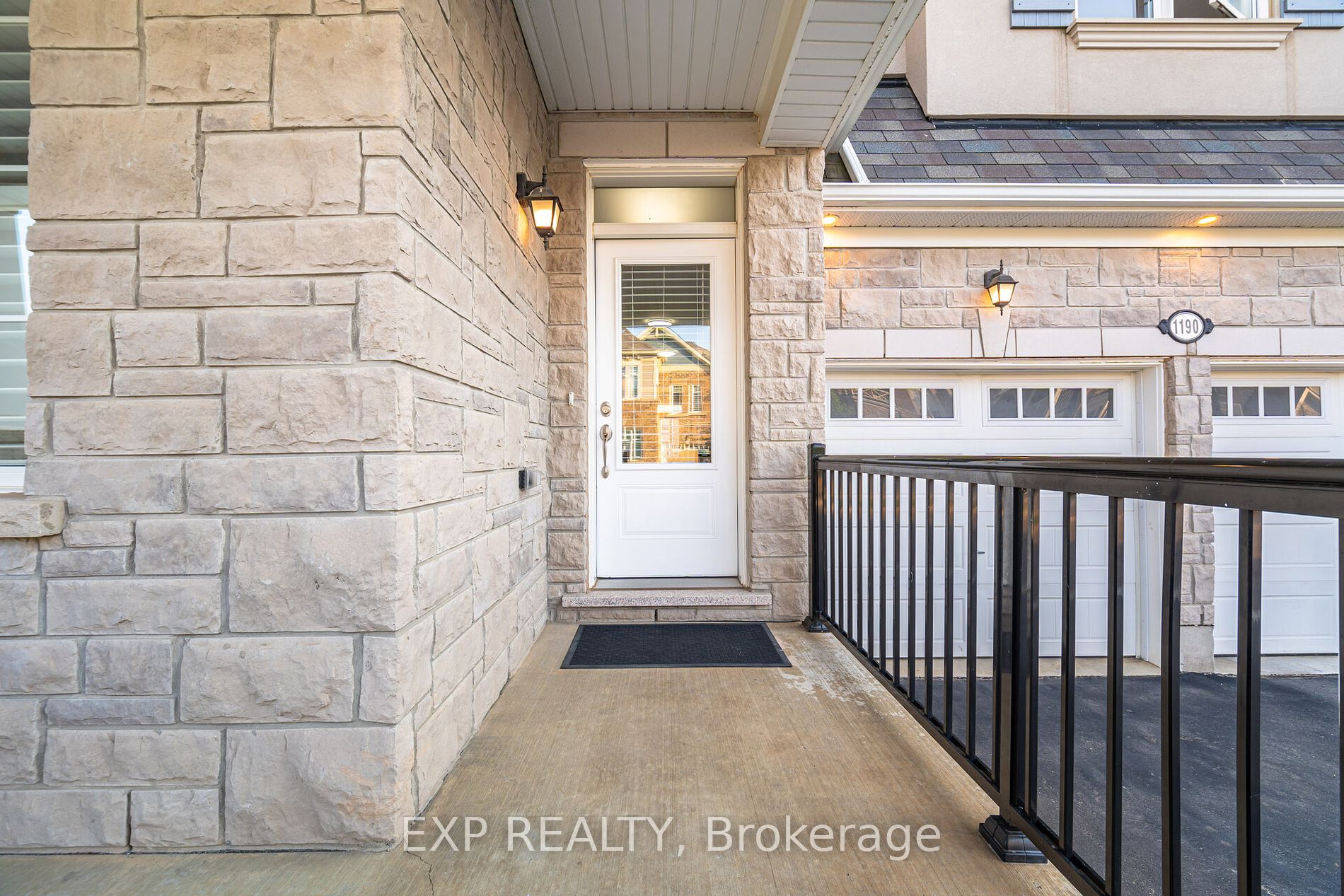 1190 Mceachern Court