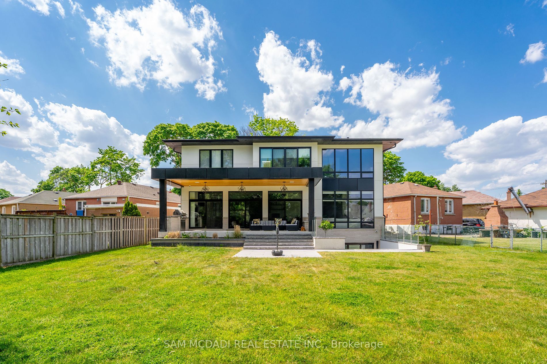 45 Savona Drive