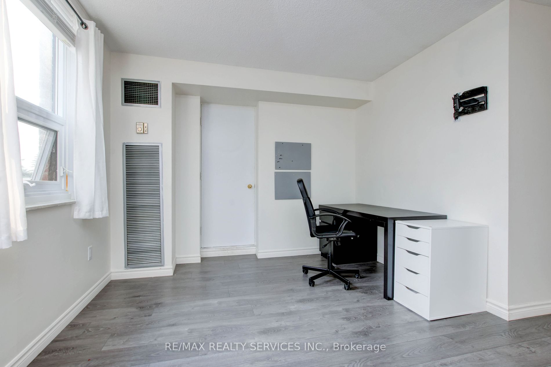 4 Lisa Street, #511