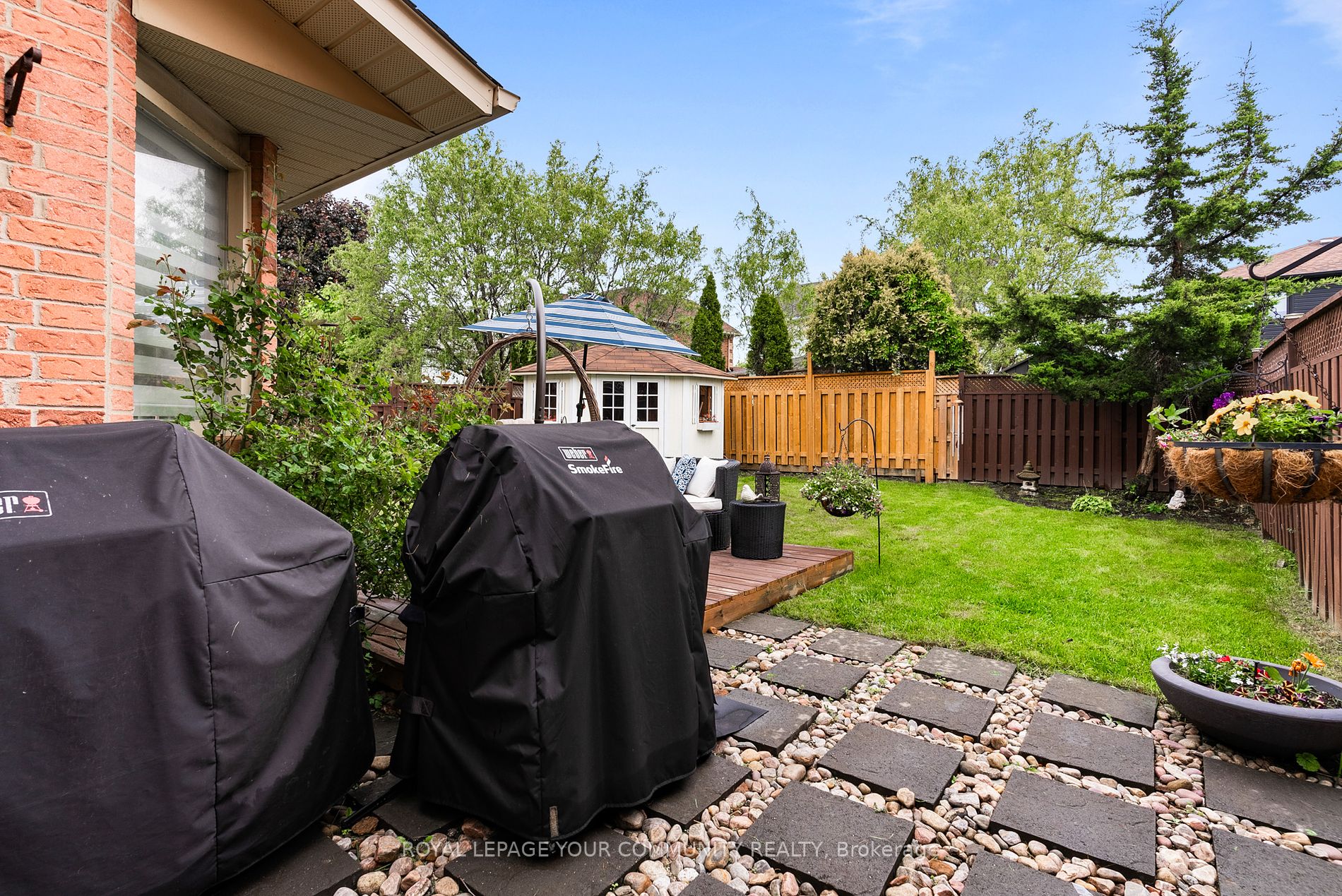 9 Fountainbridge Drive