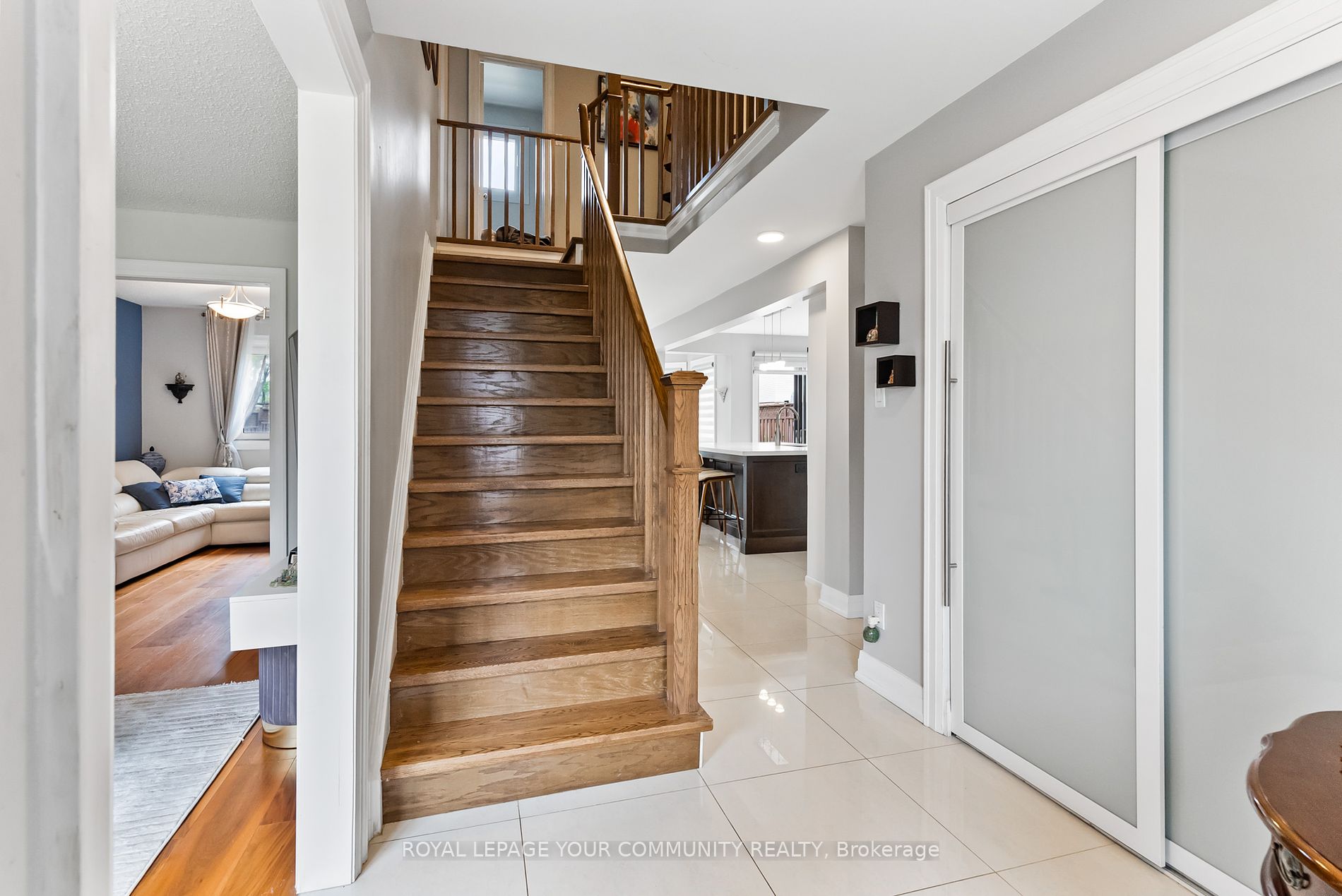 9 Fountainbridge Drive