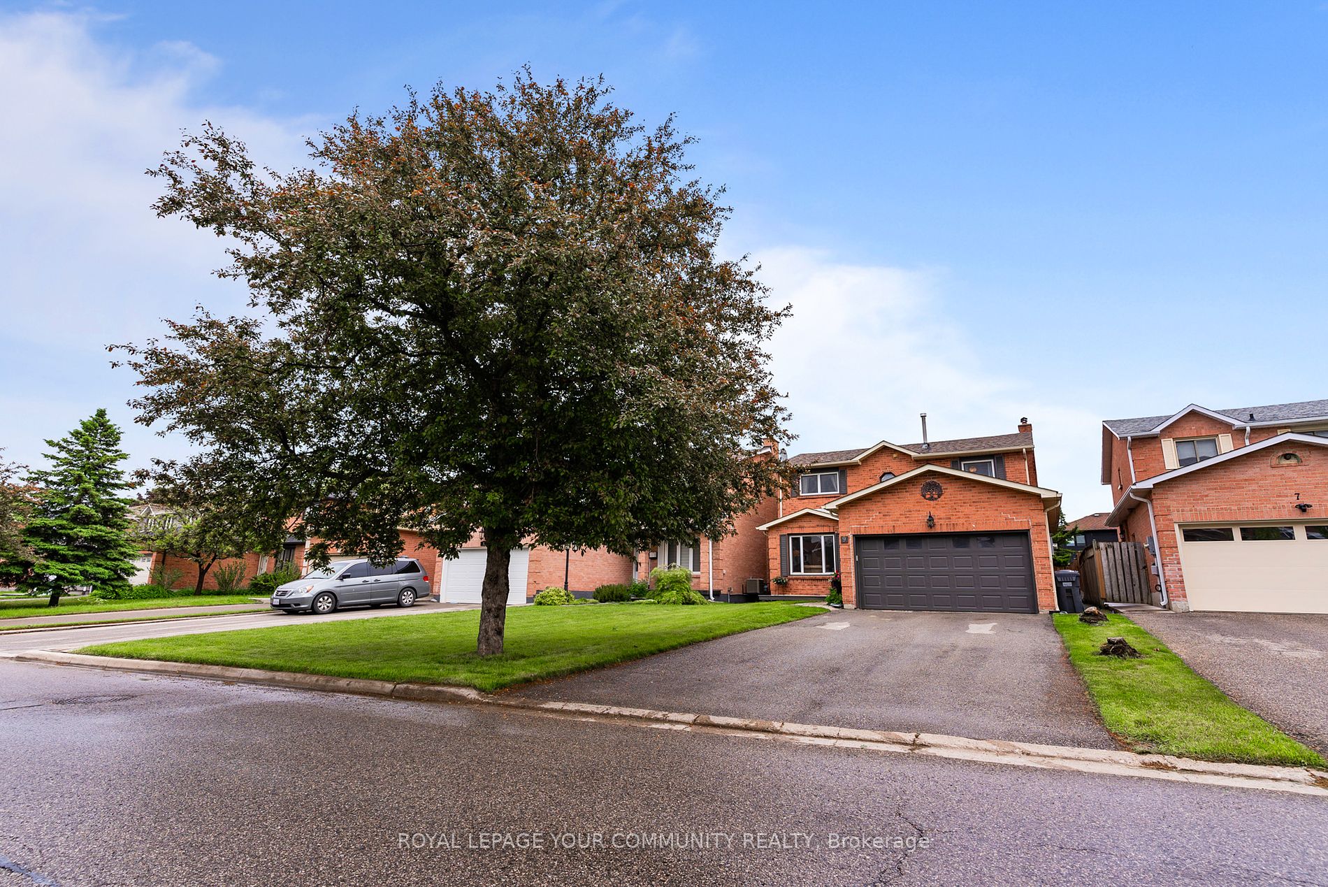 9 Fountainbridge Drive