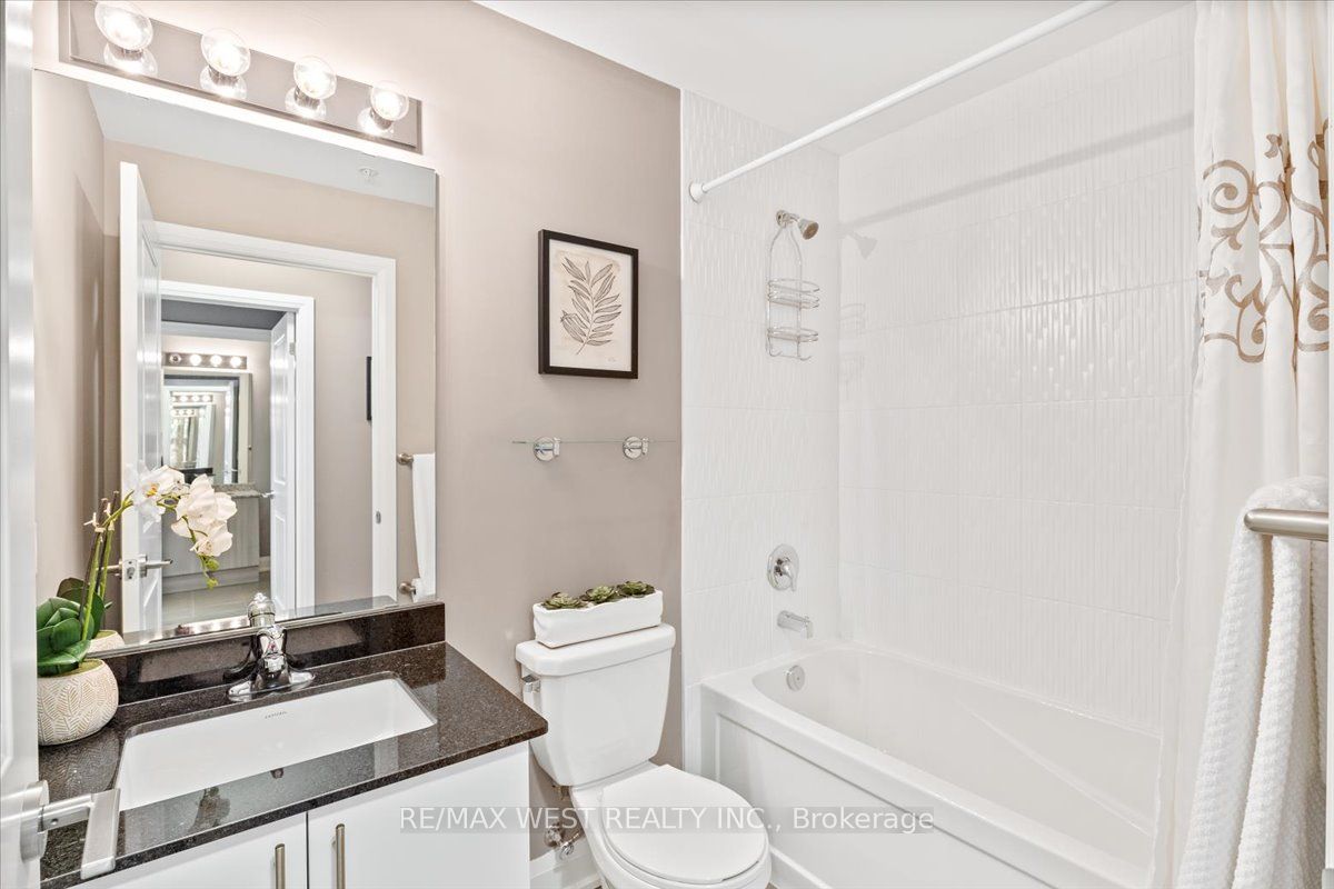 55 Yorkland Boulevard, #903