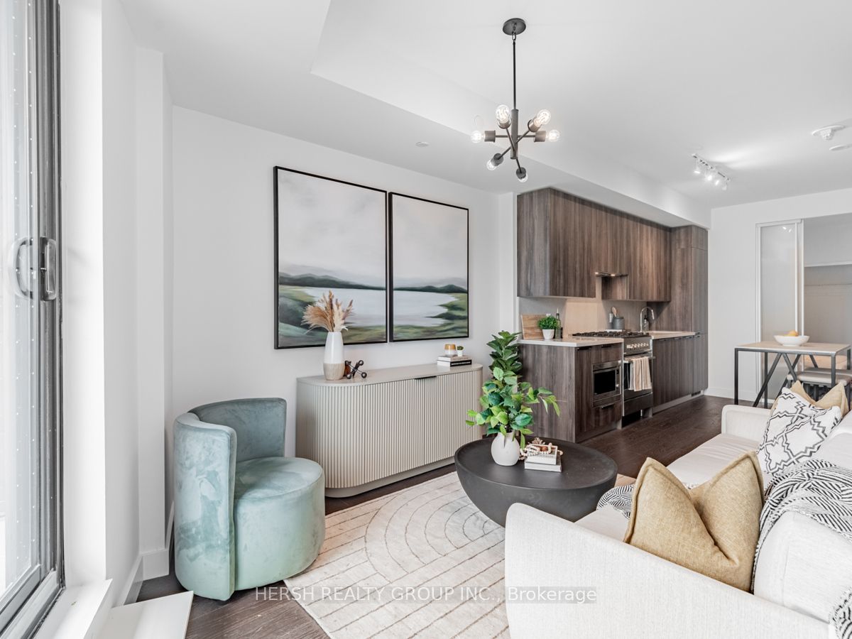 160 Kingsway Cres, #310