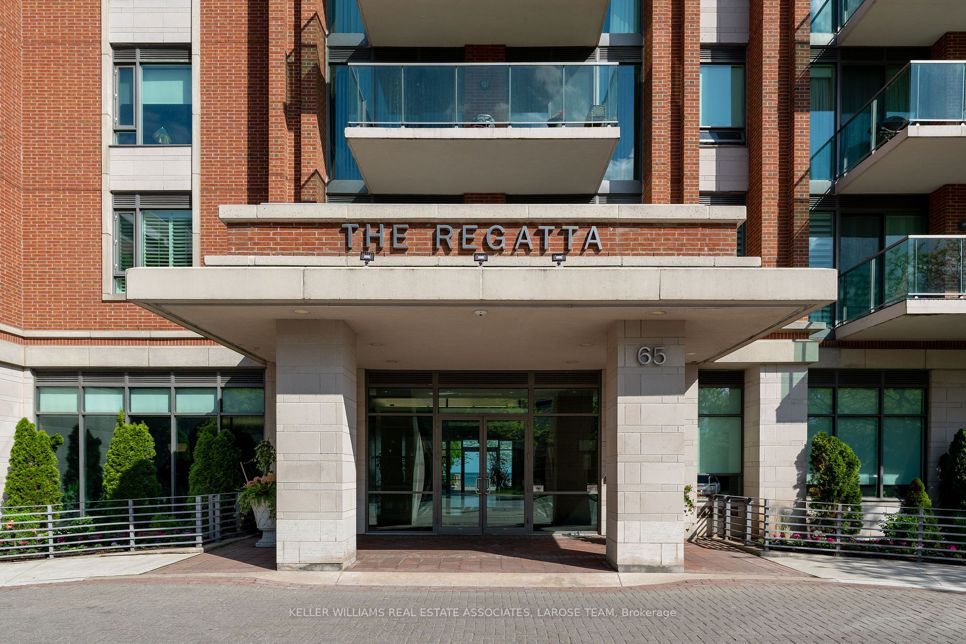 65 Port St E, #604