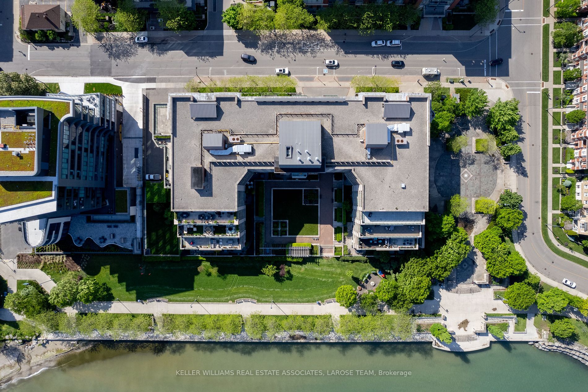 65 Port St E, #604