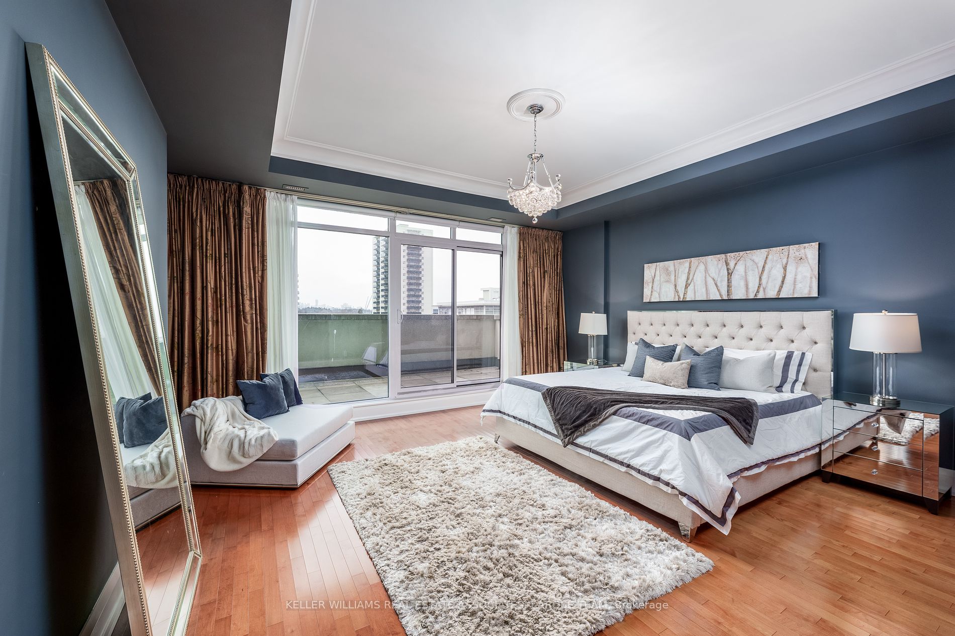 65 Port St E, #604