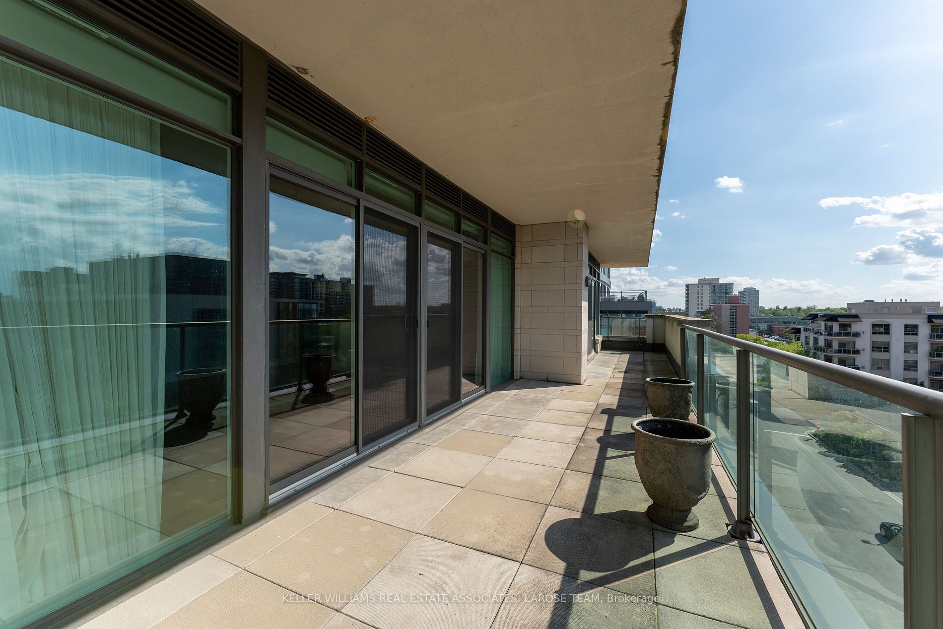 65 Port St E, #604