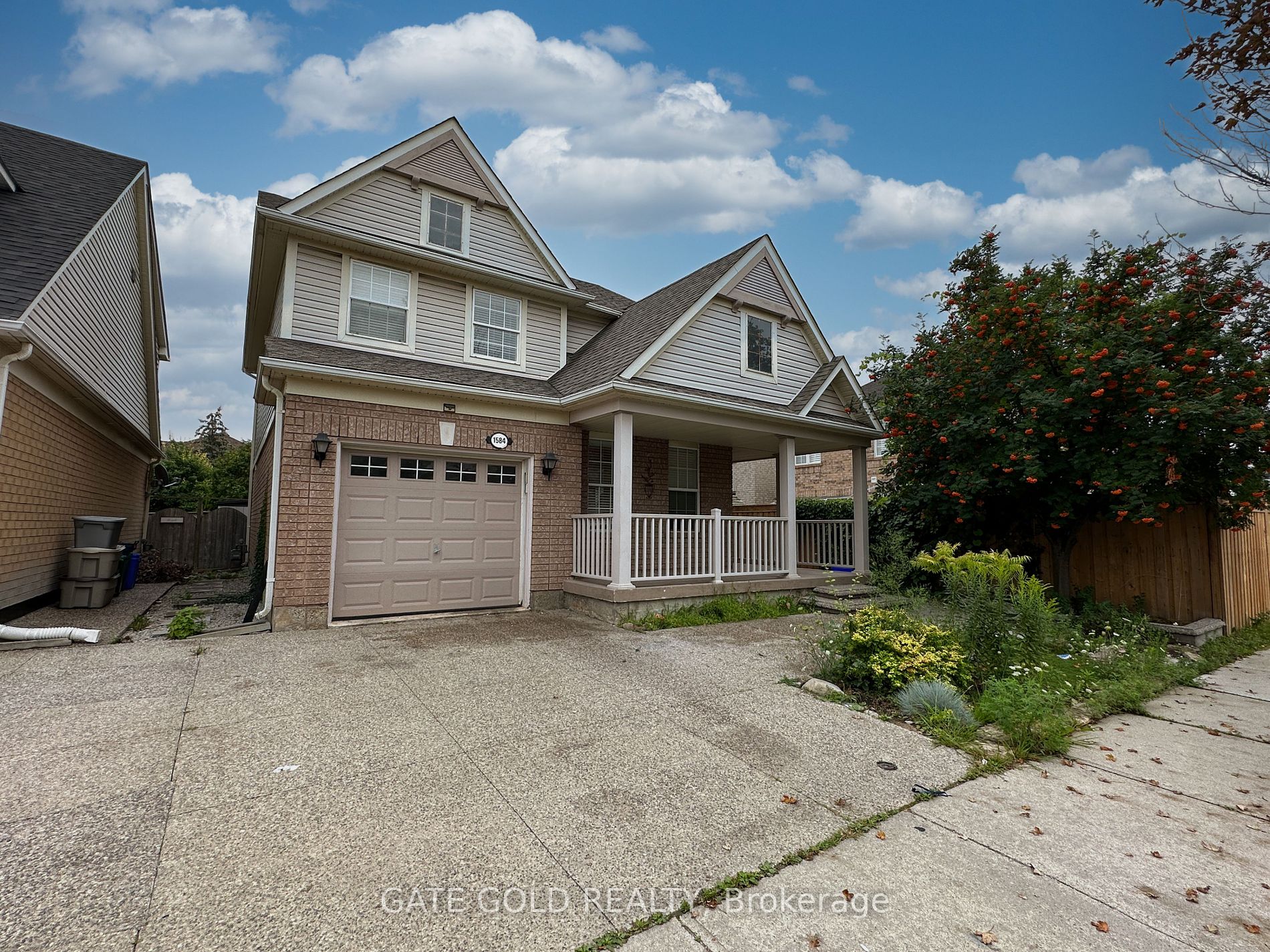 1584 Ramshaw Crescent