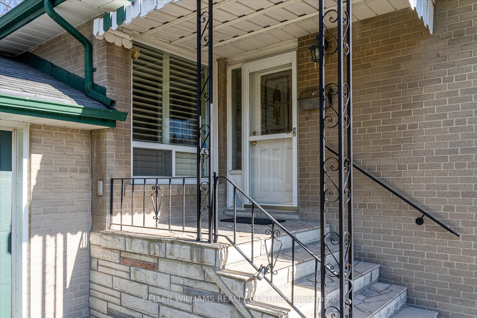 27 Crendon Dr