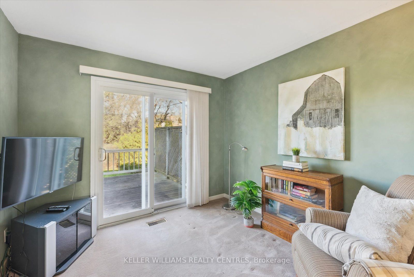 27 Crendon Dr