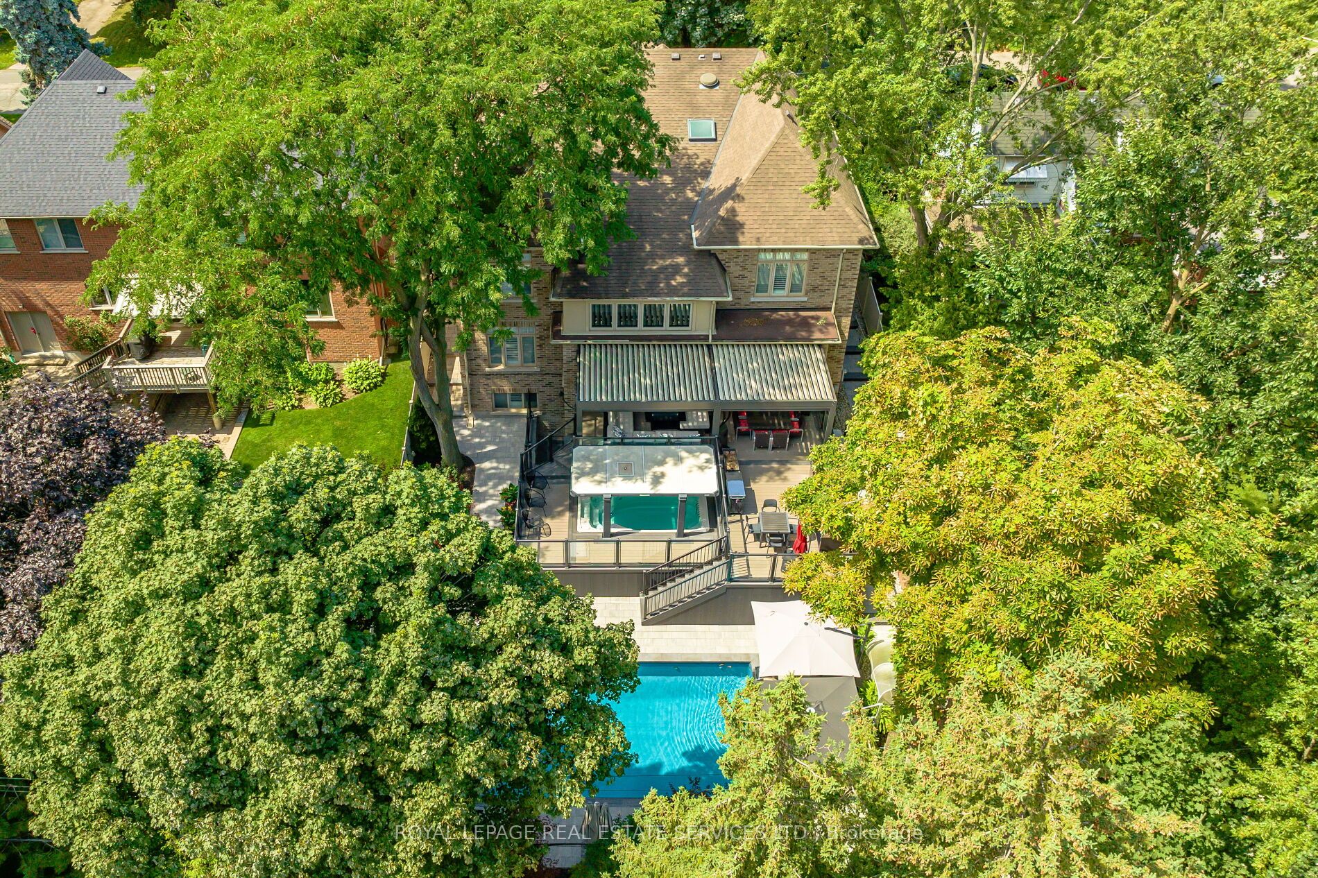 34 Nottingham Dr