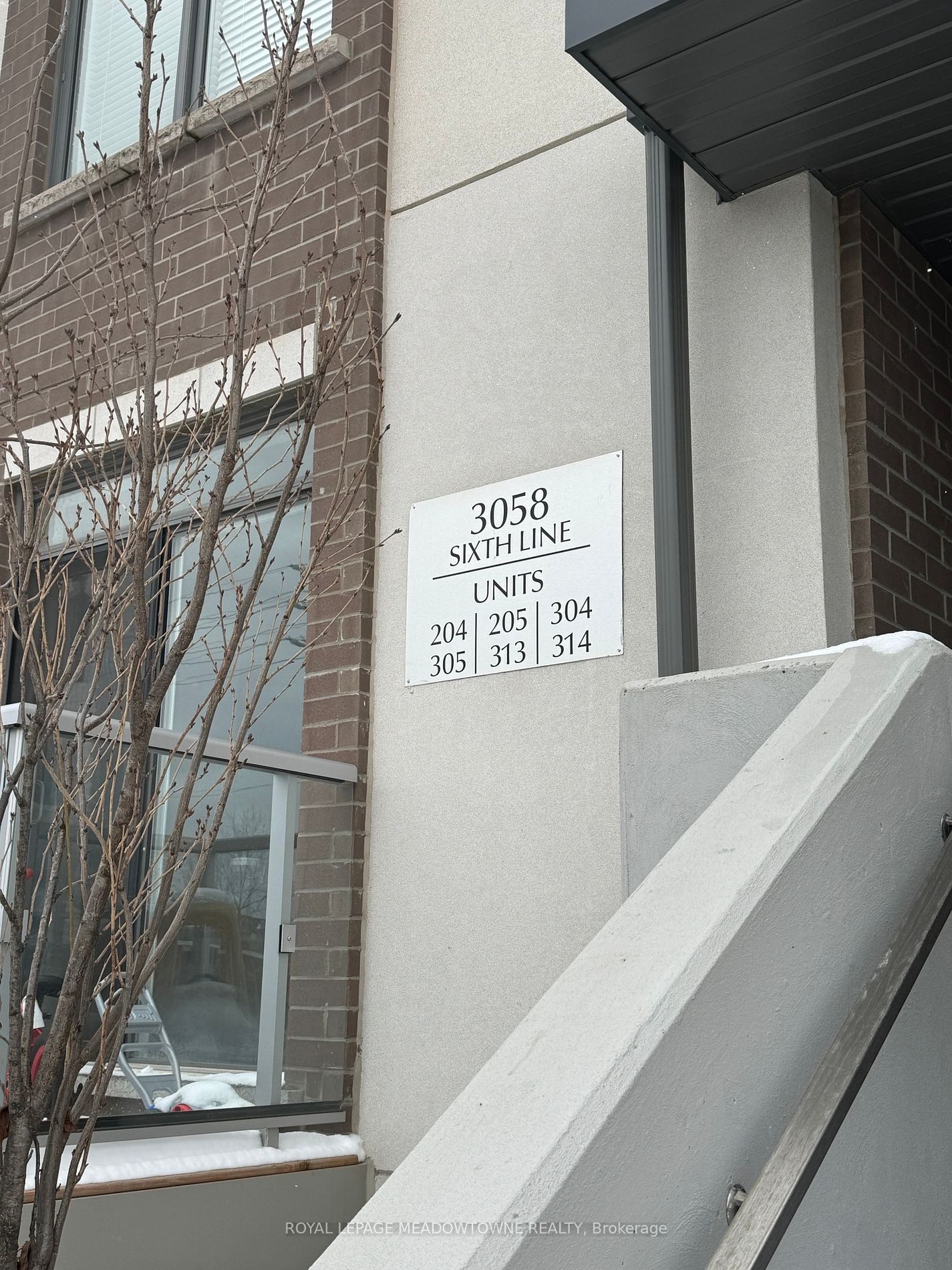 3058 Sixth Line #204