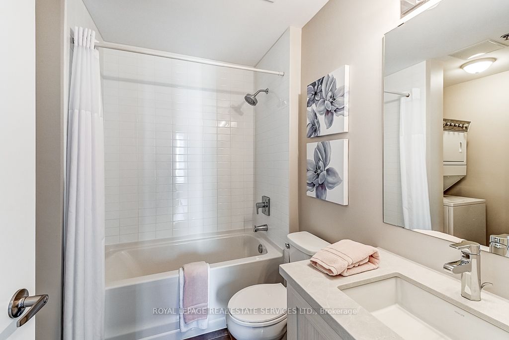 2490 Old Bronte Rd, #503