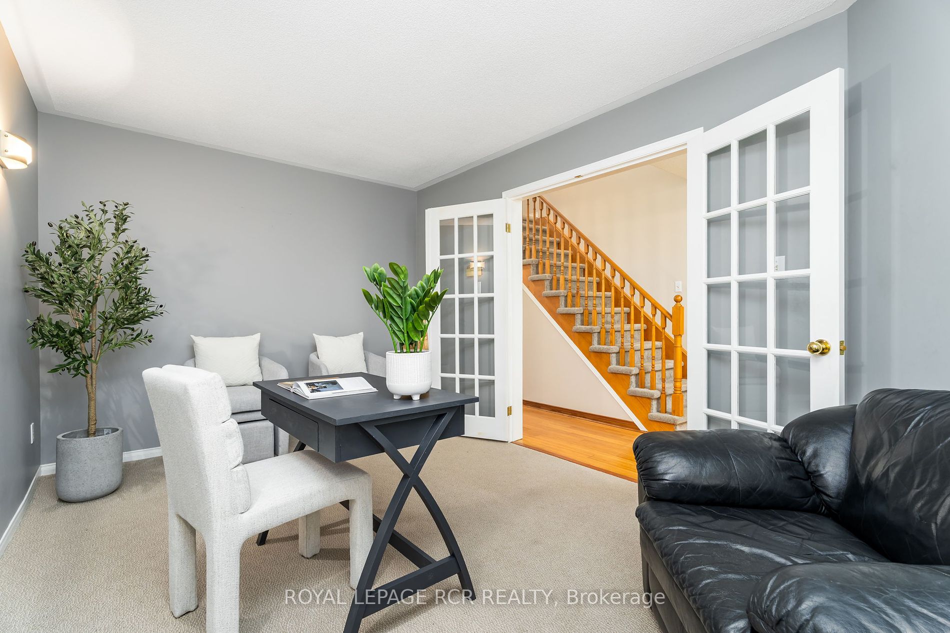 234 Howard Crescent