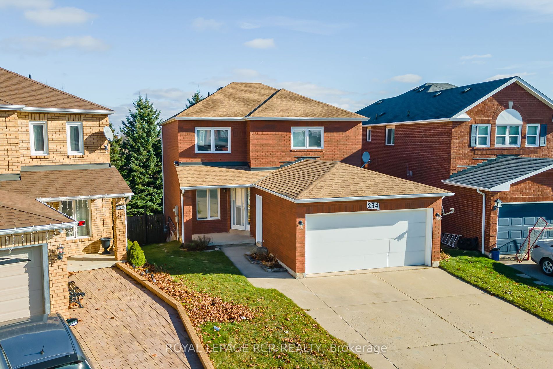 234 Howard Crescent