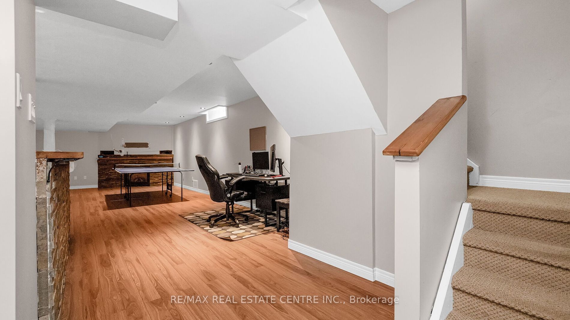 25 Mowat Crescent
