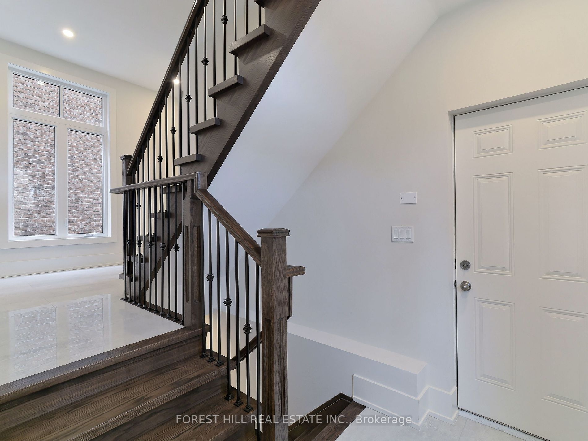 723 Ebony Avenue