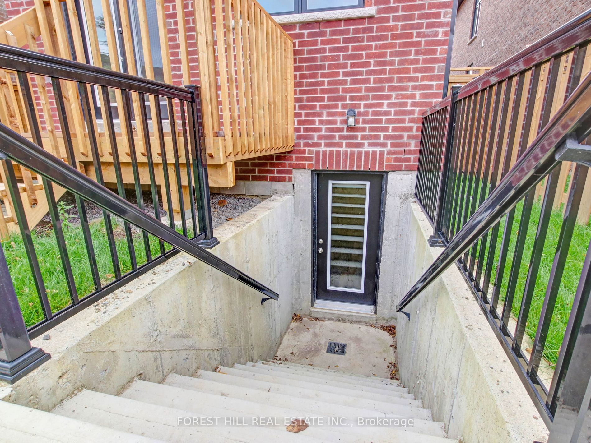 723 Ebony Avenue