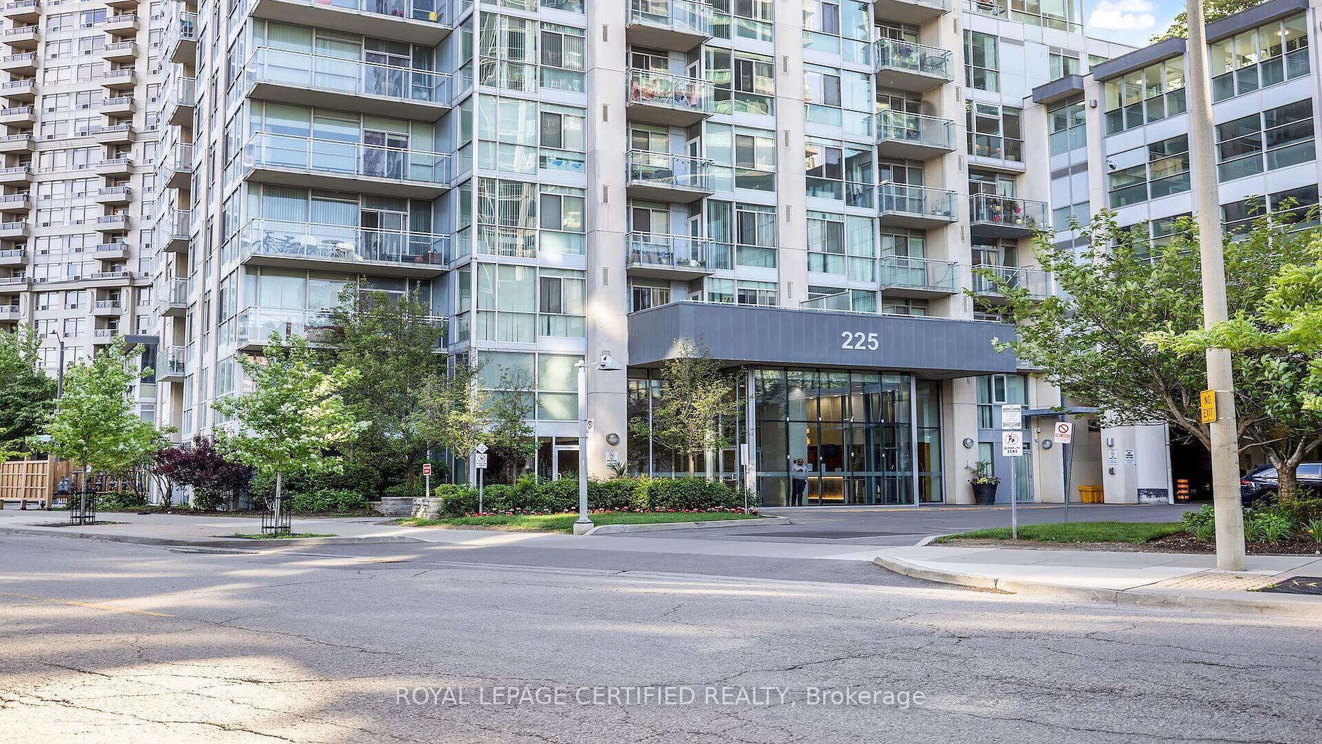 225 Webb Dr, #1407