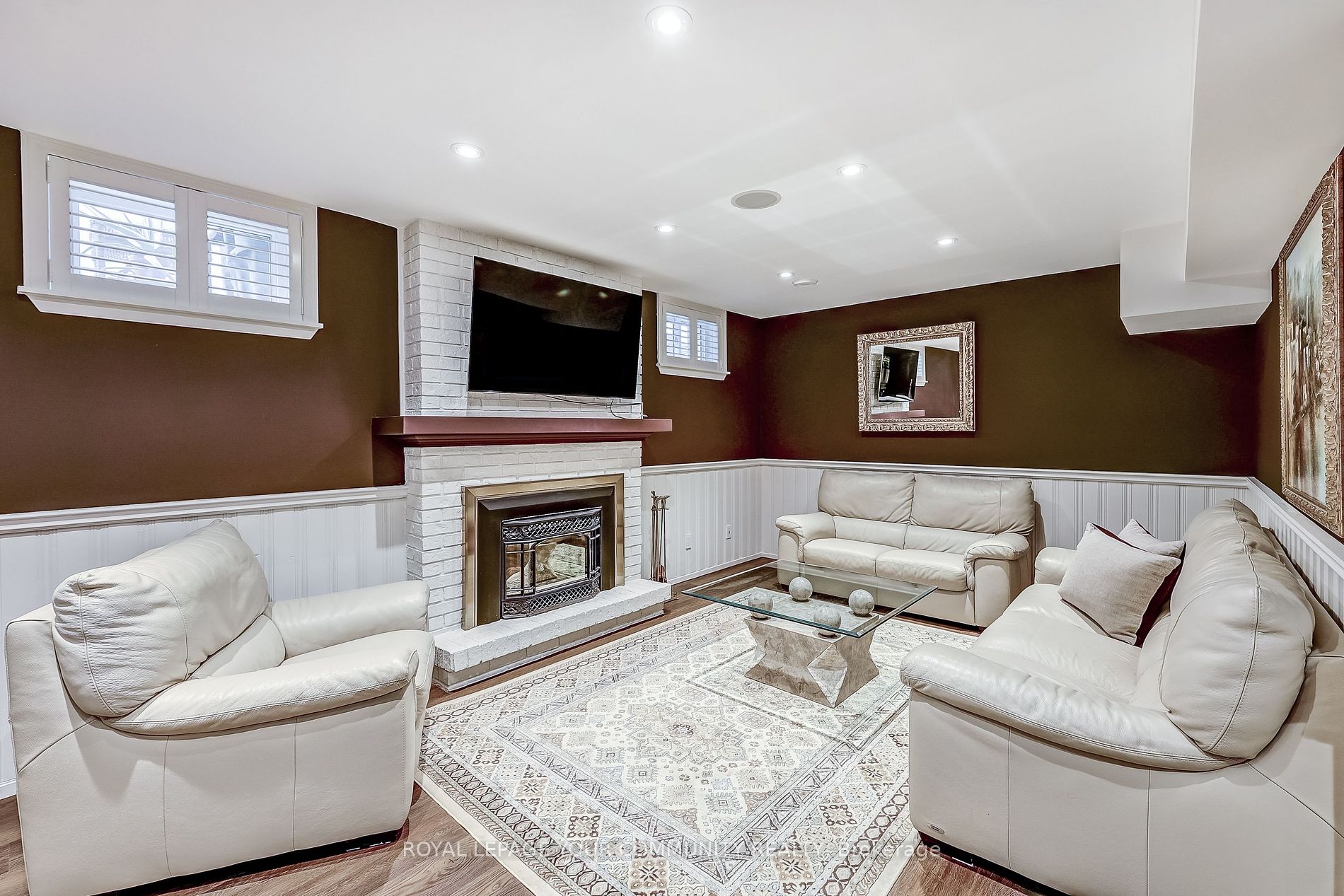 23 Radway Ave
