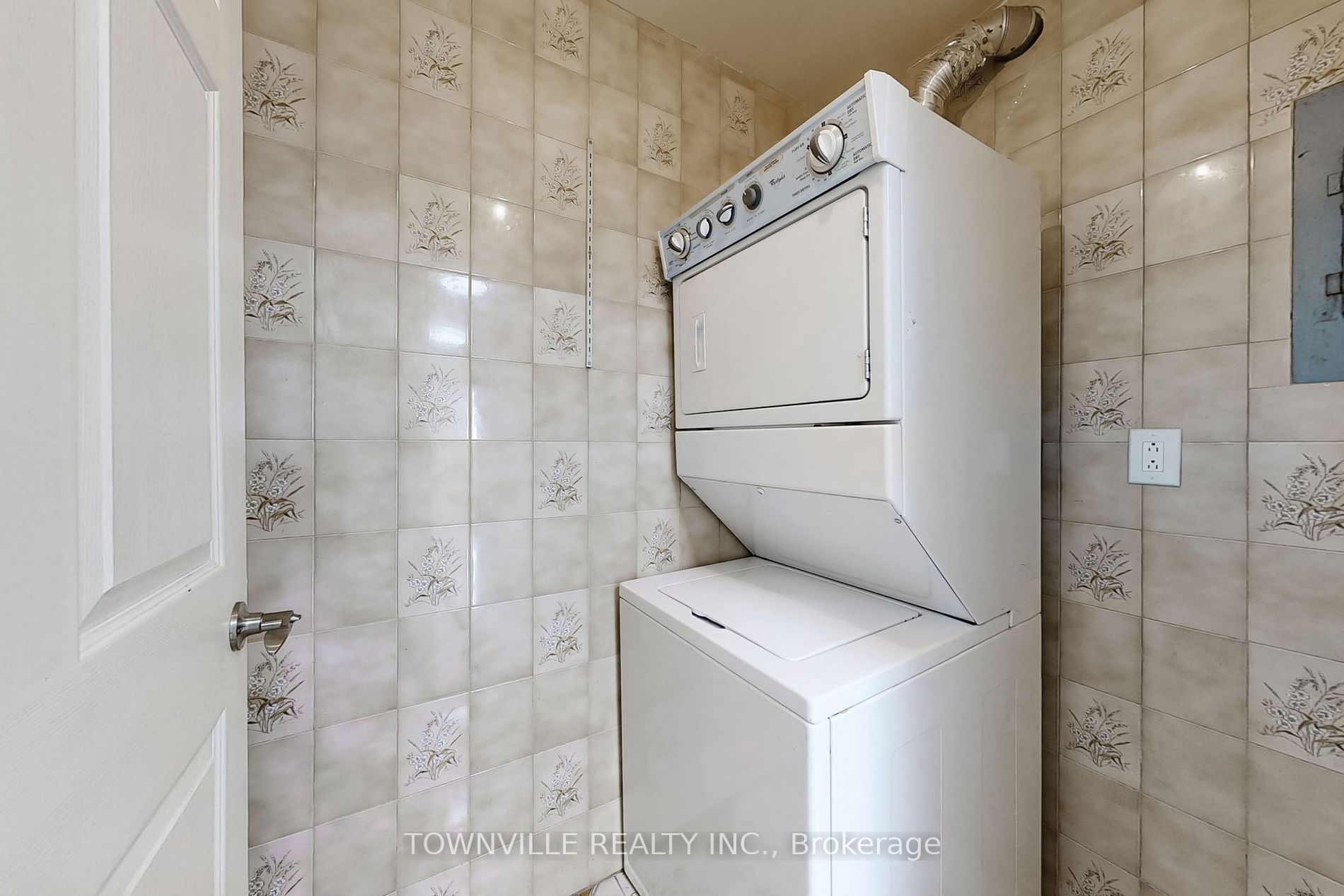 340 Dixon Rd, #1413