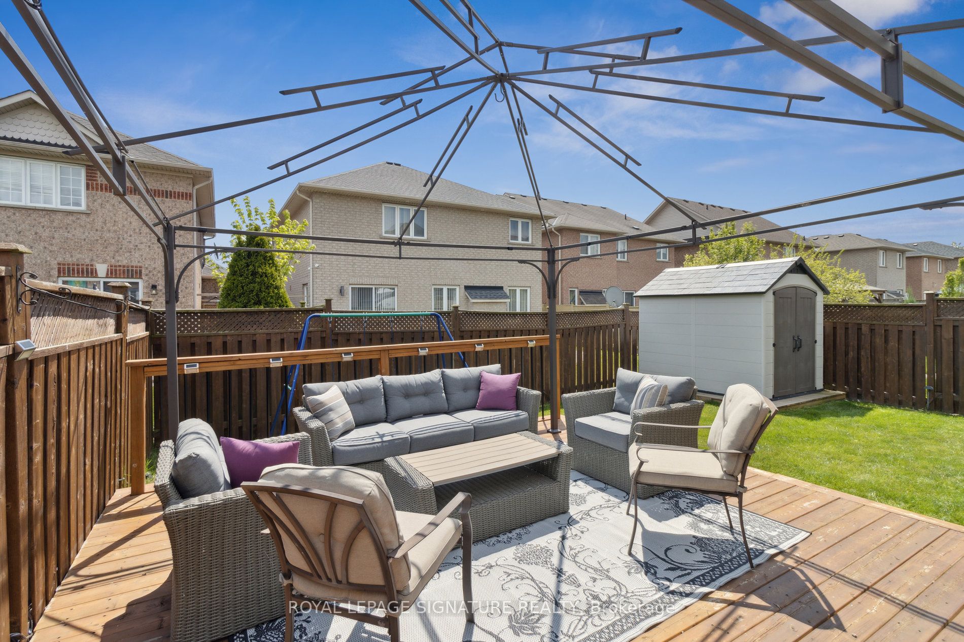 1034 Laurier Ave