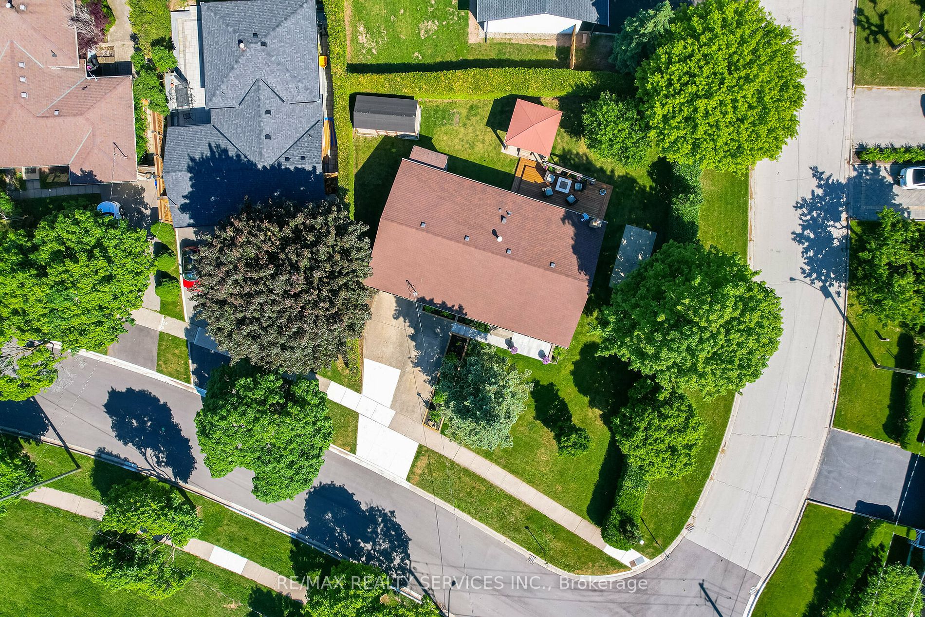 195 Elmwood Road